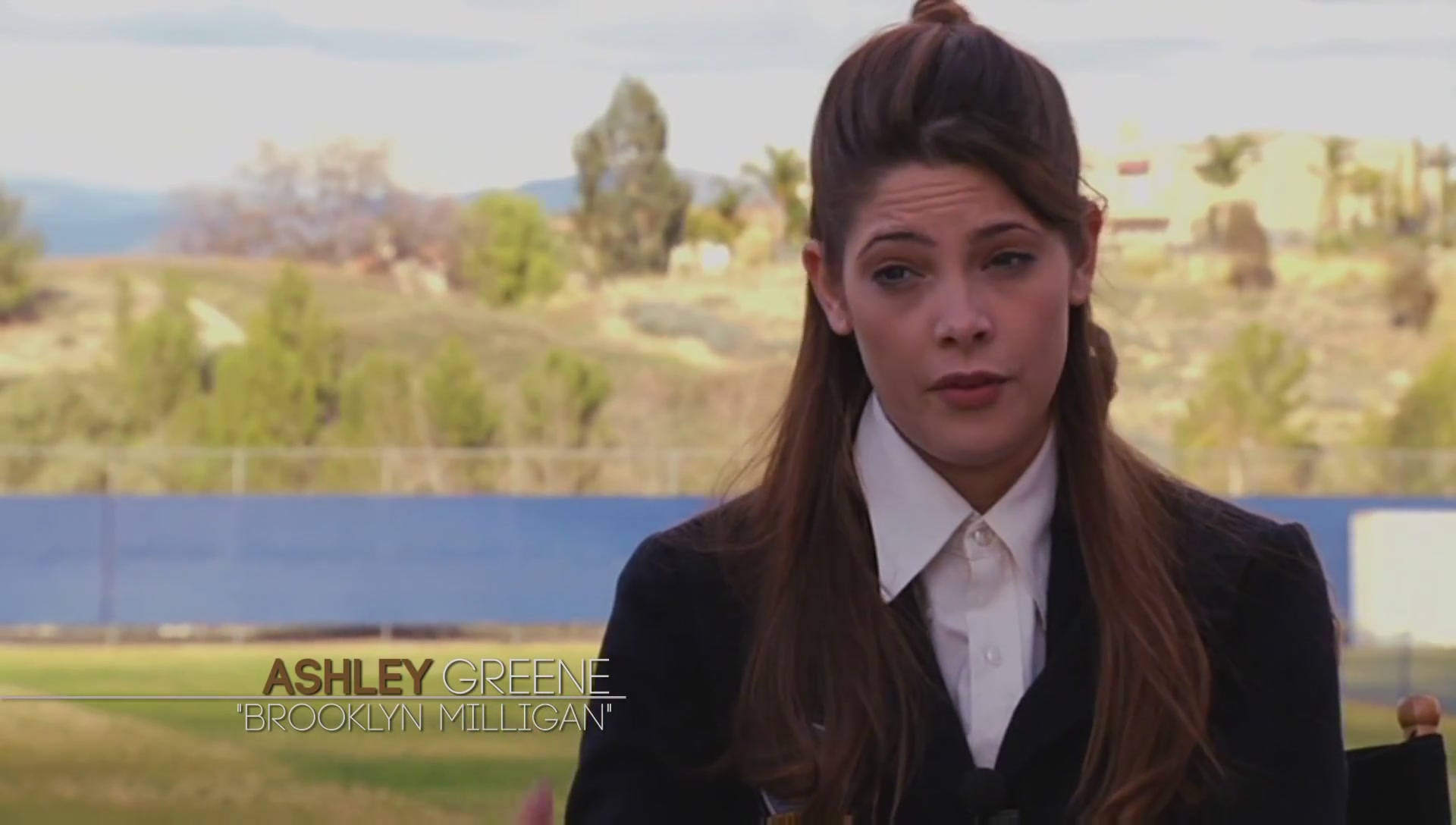 Ashley-Greene-dot-nl-Warrior_Featurette0030.jpg Ashley-Greene-dot-nl-Warrior_Featurette0030.jpg
