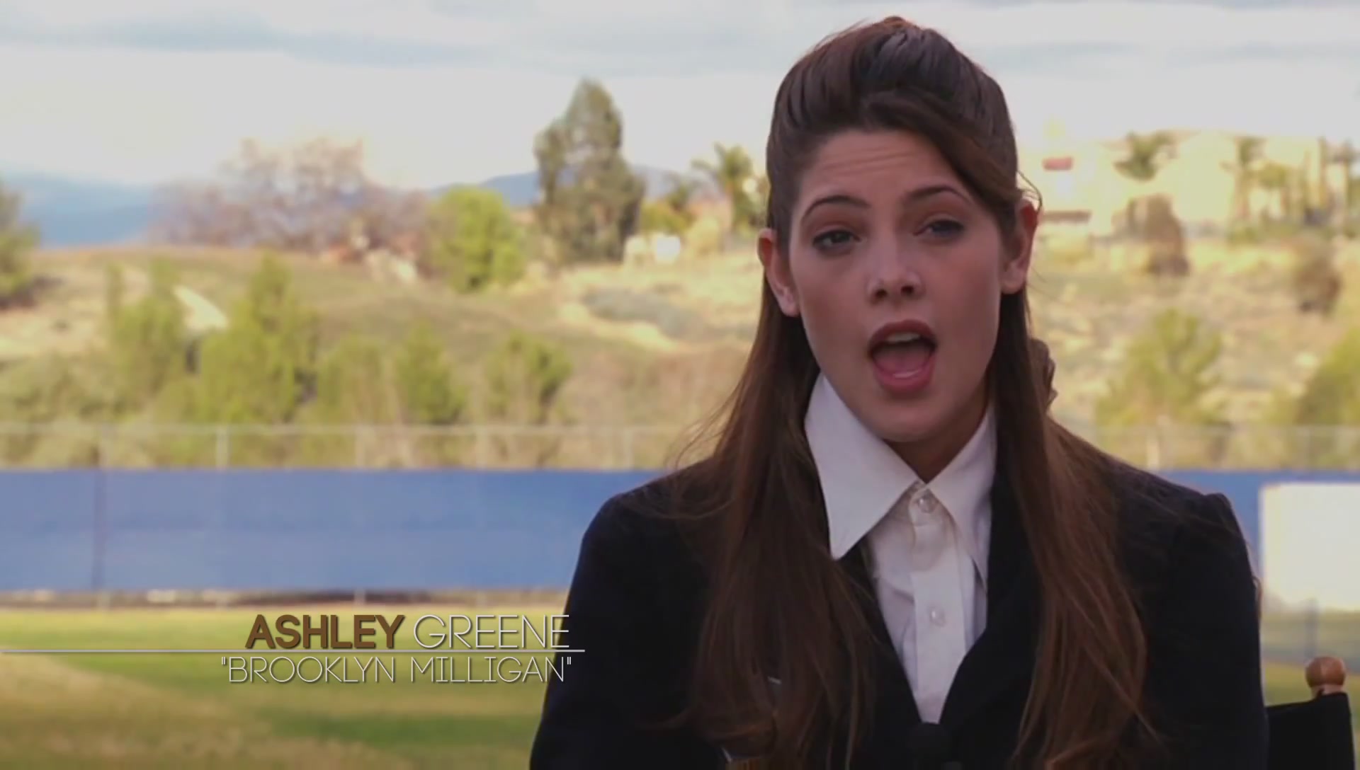 Ashley-Greene-dot-nl-Warrior_Featurette0031.jpg Ashley-Greene-dot-nl-Warrior_Featurette0031.jpg