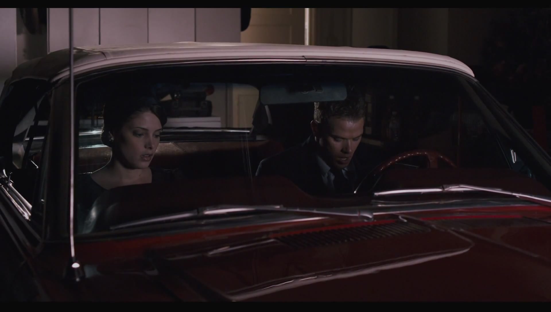 Ashley-Greene-dot-nl-Warrior_Featurette0103.jpg Ashley-Greene-dot-nl-Warrior_Featurette0103.jpg