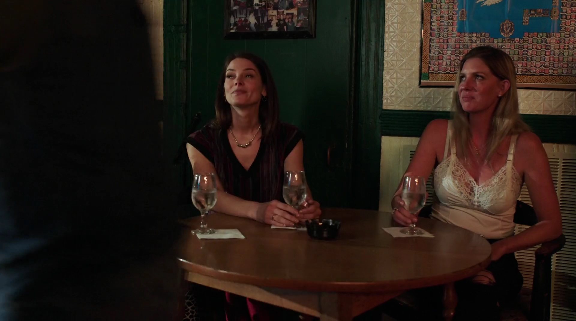 Ashley-Greene-dot-nl_BlackjackTheJackyRyanStory0505.jpg