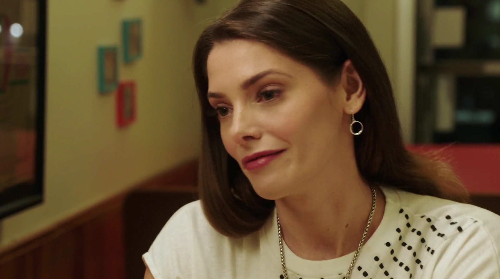 Ashley-Greene-dot-nl_BlackjackTheJackyRyanStory1300.jpg