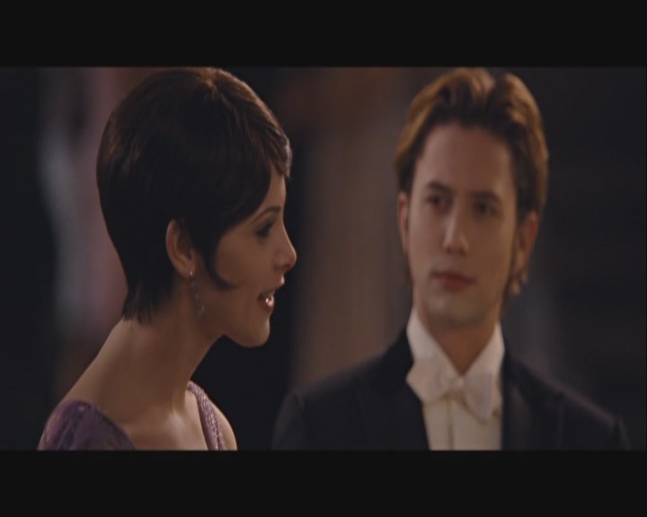 Ashley-Greene-dot-nl_BreakingDawnPart1-0492.jpg