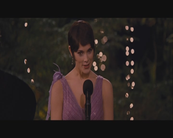 Ashley-Greene-dot-nl_BreakingDawnPart1-0650.jpg