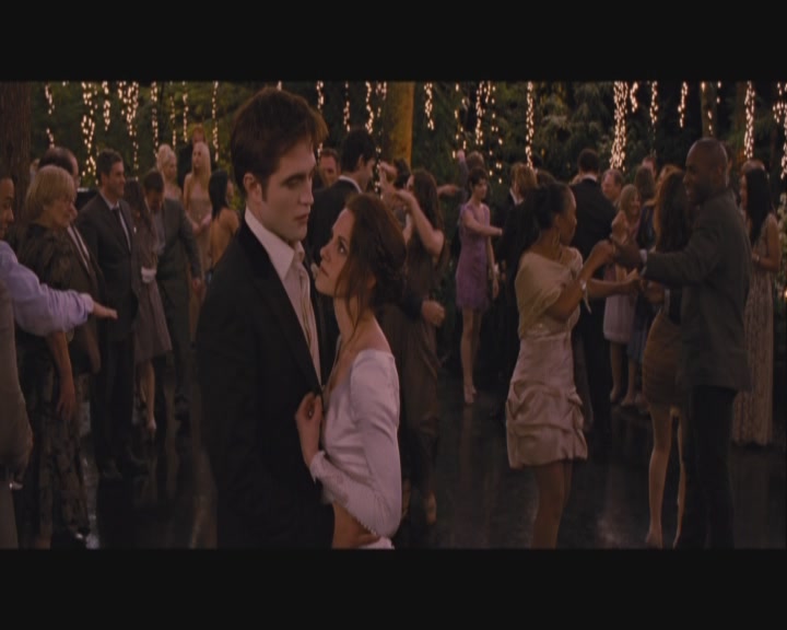 Ashley-Greene-dot-nl_BreakingDawnPart1-0747.jpg