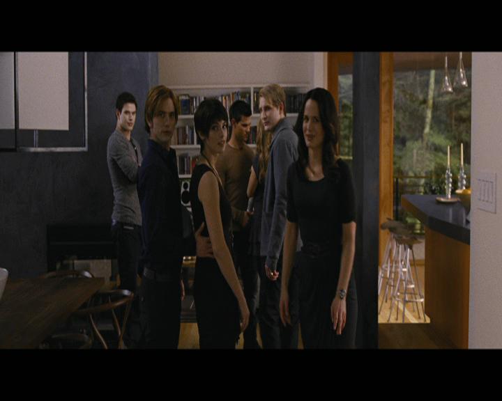 Ashley-Greene-dot-nl_BreakingDawnPart2-0522.jpg
