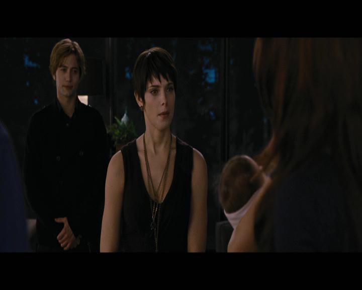 Ashley-Greene-dot-nl_BreakingDawnPart2-0792.jpg