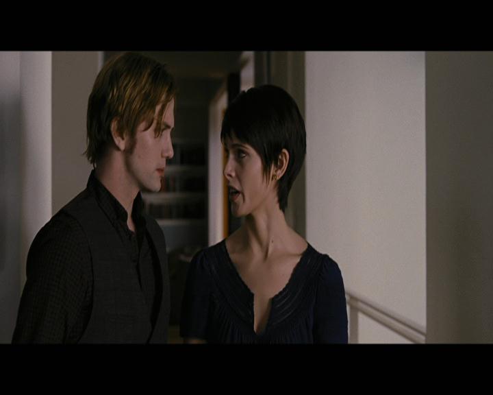 Ashley-Greene-dot-nl_BreakingDawnPart2-1894.jpg