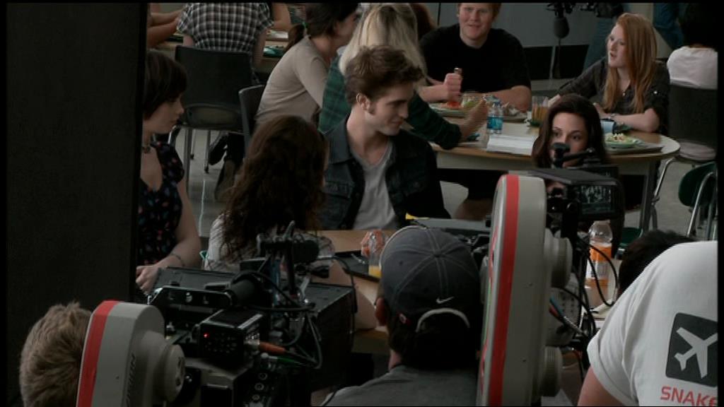 Ashley-Greene-dot-nl_Eclipse-MakingOf00003.jpg