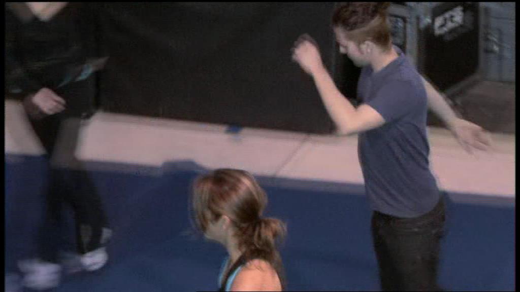 Ashley-Greene-dot-nl_Eclipse-MakingOf00014.jpg