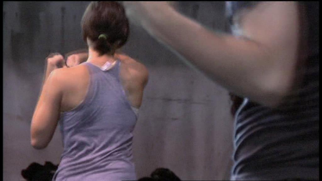 Ashley-Greene-dot-nl_Eclipse-MakingOf00020.jpg