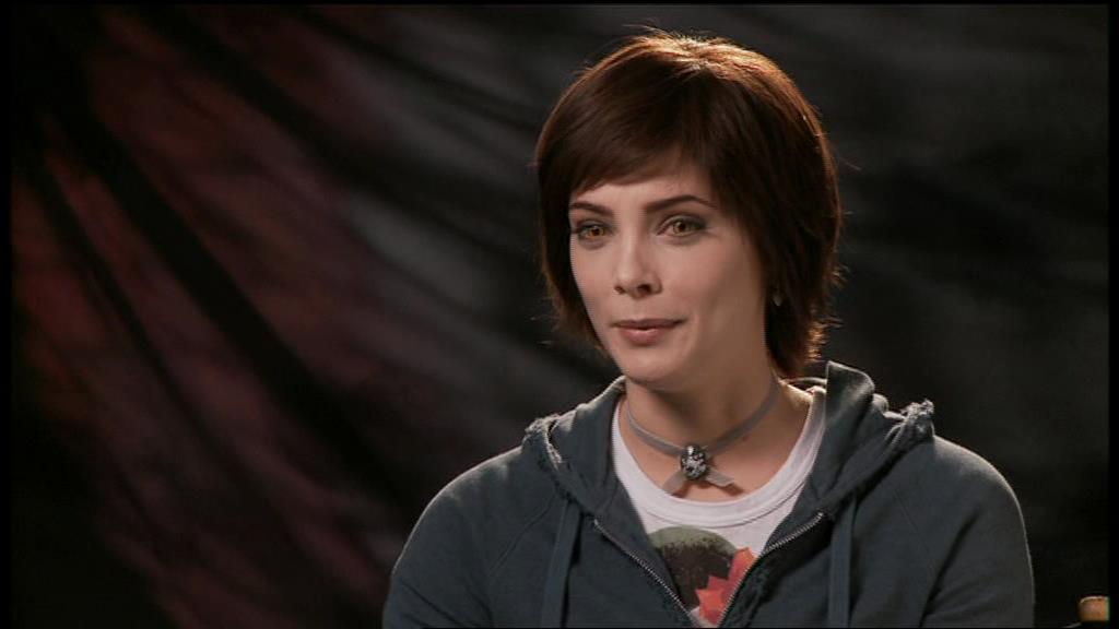 Ashley-Greene-dot-nl_Eclipse-MakingOf00058.jpg