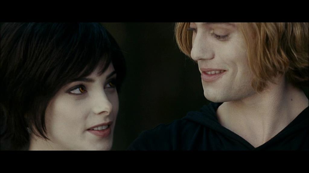 Ashley-Greene-dot-nl_Eclipse-Captures00203.jpg