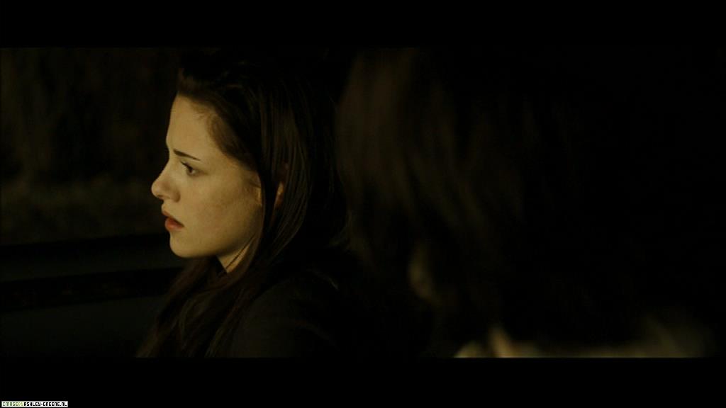 Ashley-Greene_dot_nl--NewMoon_ExtendedScenes00012.jpg Ashley-Greene_dot_nl--NewMoon_ExtendedScenes00012.jpg