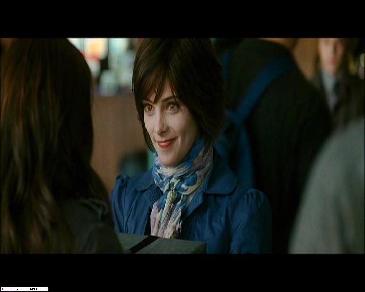 Ashley-Greene_dot_nl-NewMoonScreencaptures-0013.jpg