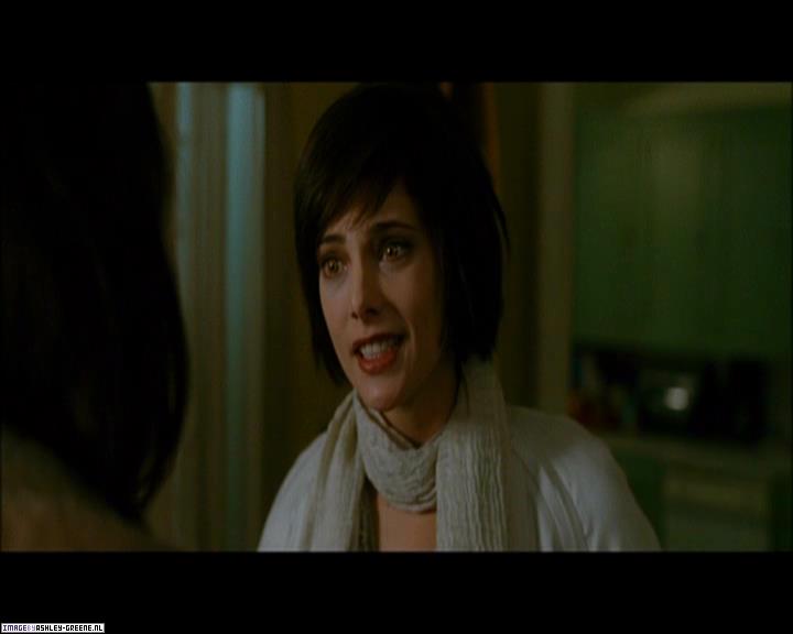 Ashley-Greene_dot_nl-NewMoonScreencaptures-0151.jpg