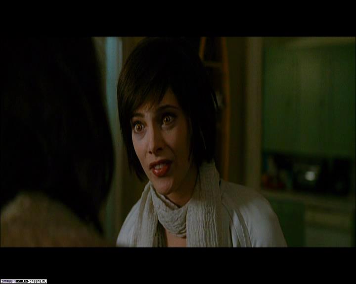 Ashley-Greene_dot_nl-NewMoonScreencaptures-0154.jpg