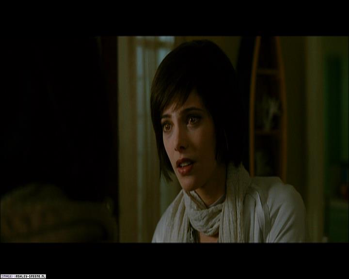 Ashley-Greene_dot_nl-NewMoonScreencaptures-0172.jpg