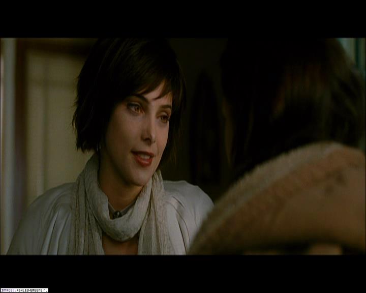 Ashley-Greene_dot_nl-NewMoonScreencaptures-0191.jpg