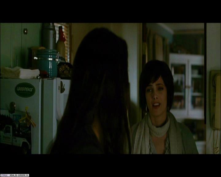Ashley-Greene_dot_nl-NewMoonScreencaptures-0261.jpg