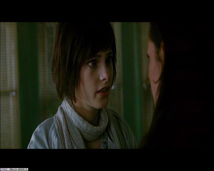 Ashley-Greene_dot_nl-NewMoonScreencaptures-0277.jpg