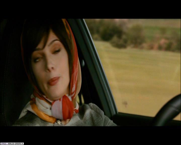 Ashley-Greene_dot_nl-NewMoonScreencaptures-0314.jpg