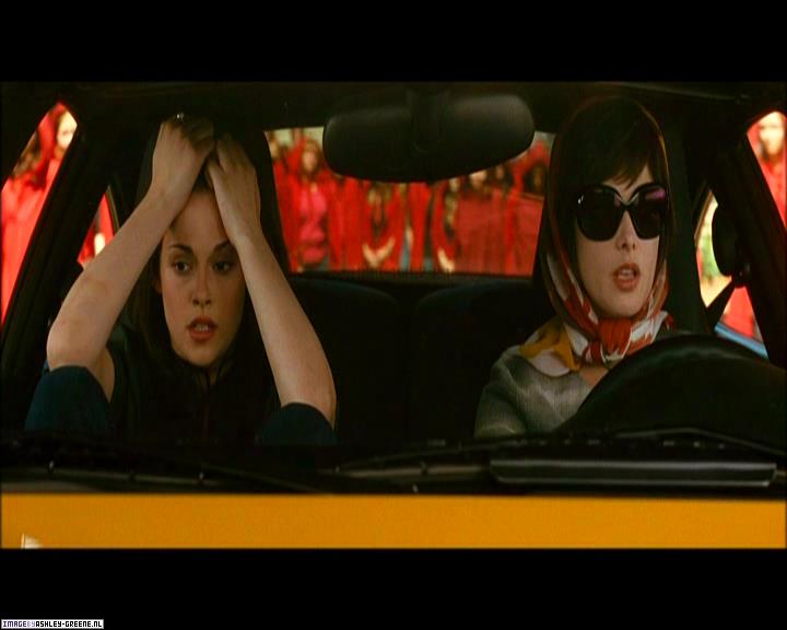 Ashley-Greene_dot_nl-NewMoonScreencaptures-0336.jpg