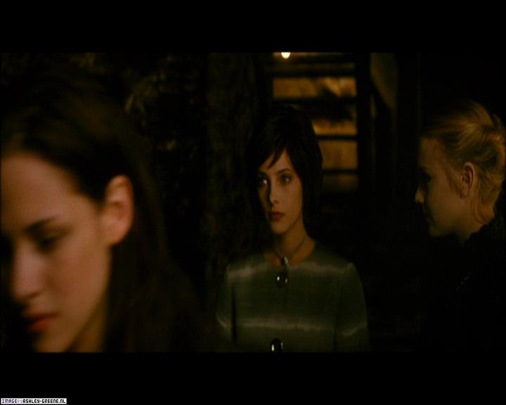 Ashley-Greene_dot_nl-NewMoonScreencaptures-0386.jpg