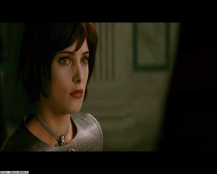 Ashley-Greene_dot_nl-NewMoonScreencaptures-0512.jpg