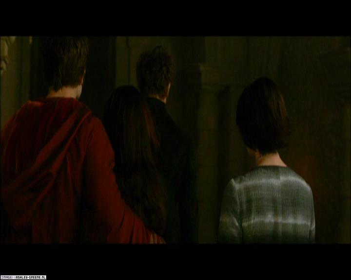 Ashley-Greene_dot_nl-NewMoonScreencaptures-0528.jpg Ashley-Greene_dot_nl-NewMoonScreencaptures-0528.jpg