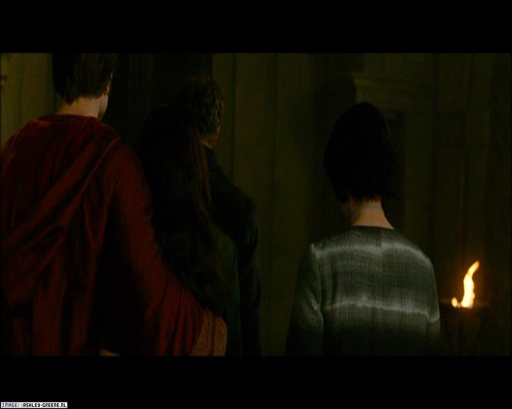 Ashley-Greene_dot_nl-NewMoonScreencaptures-0529.jpg Ashley-Greene_dot_nl-NewMoonScreencaptures-0529.jpg