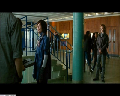 Ashley-Greene_dot_nl-NewMoonScreencaptures-0017.jpg