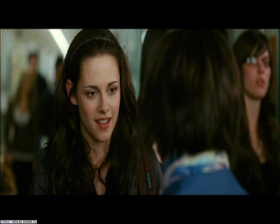 Ashley-Greene_dot_nl-NewMoonScreencaptures-0021.jpg