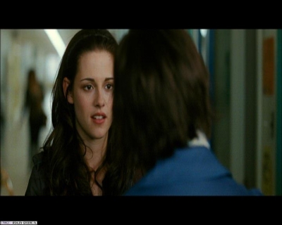 Ashley-Greene_dot_nl-NewMoonScreencaptures-0024.jpg