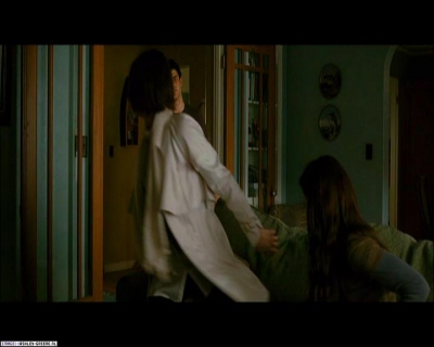 Ashley-Greene_dot_nl-NewMoonScreencaptures-0218.jpg