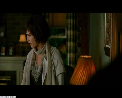 Ashley-Greene_dot_nl-NewMoonScreencaptures-0228.jpg