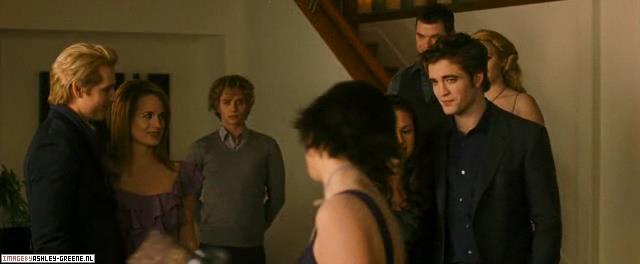 NewMoon-TrailerCaptures010.jpg