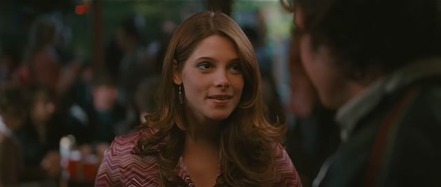 Ashley-Greene-dot-nl-Skateland2662.jpg