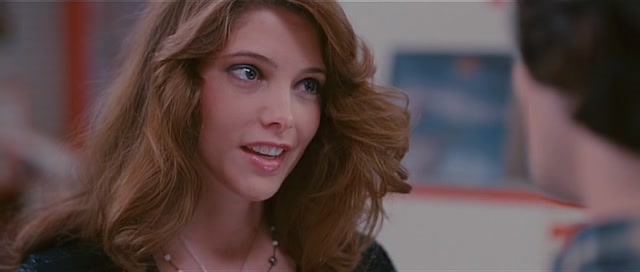Ashley-Greene-dot-nl-Skateland4898.jpg