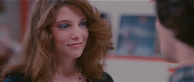 Ashley-Greene-dot-nl-Skateland4901.jpg
