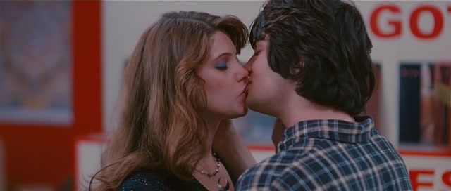 Ashley-Greene-dot-nl-Skateland4923.jpg