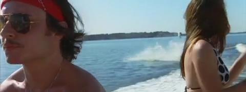Ashley-Greene_dot_nl-SkatelandTrailer00006.jpg