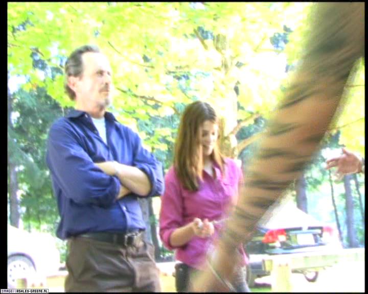 Ashley-Greene-dot-nl_SummersBlood-BehindTheScenes00058.jpg Ashley-Greene-dot-nl_SummersBlood-BehindTheScenes00058.jpg