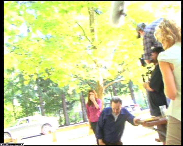 Ashley-Greene-dot-nl_SummersBlood-BehindTheScenes00069.jpg Ashley-Greene-dot-nl_SummersBlood-BehindTheScenes00069.jpg