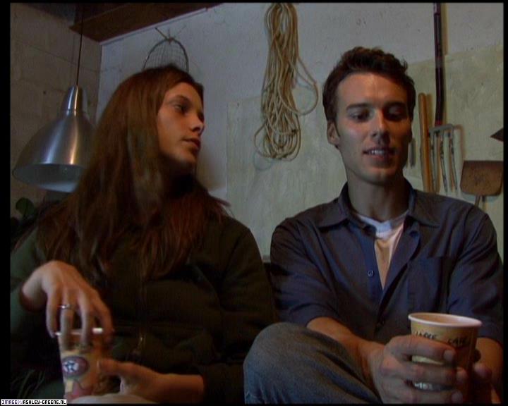 Ashley-Greene-dot-nl_SummersBlood-BehindTheScenes00085.jpg Ashley-Greene-dot-nl_SummersBlood-BehindTheScenes00085.jpg