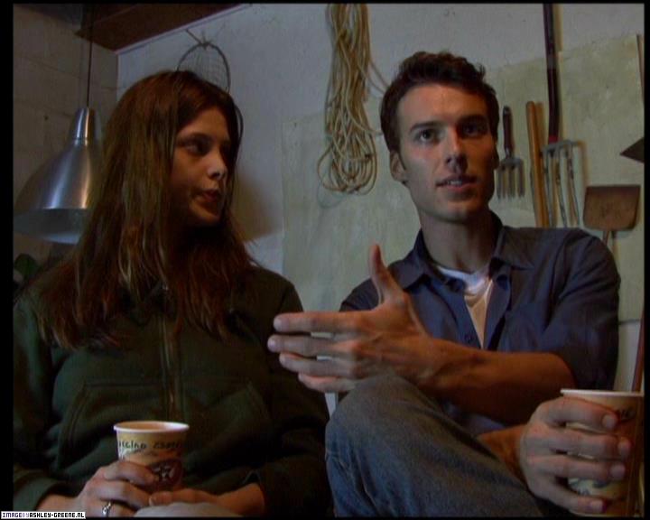 Ashley-Greene-dot-nl_SummersBlood-BehindTheScenes00175.jpg