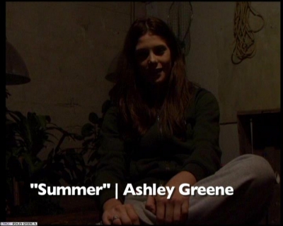 Ashley-Greene-dot-nl_SummersBlood-BehindTheScenes00010.jpg