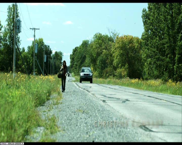 Ashley-Greene-dot-nl_SummersBlood-MovieCaptures000005.jpg