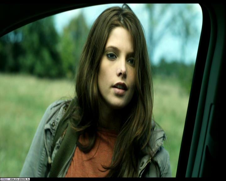Ashley-Greene-dot-nl_SummersBlood-MovieCaptures000028.jpg