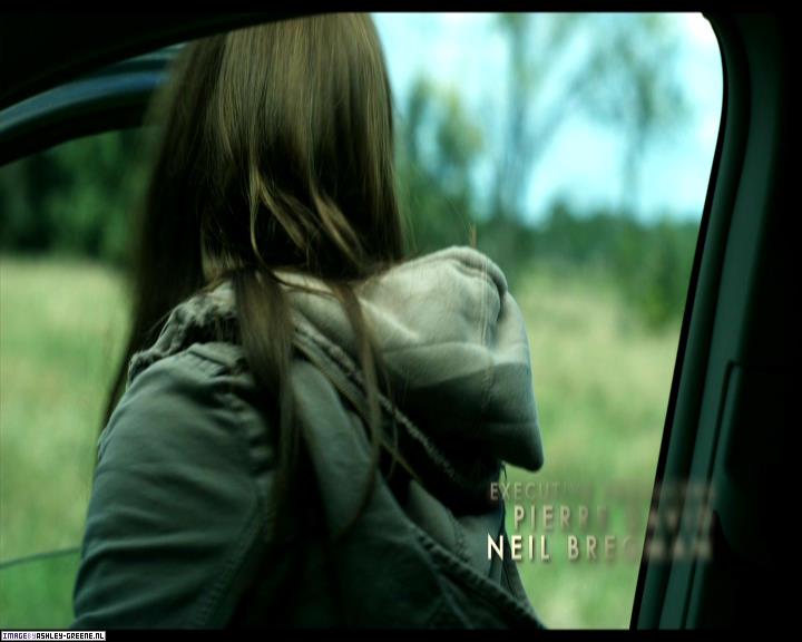 Ashley-Greene-dot-nl_SummersBlood-MovieCaptures000032.jpg