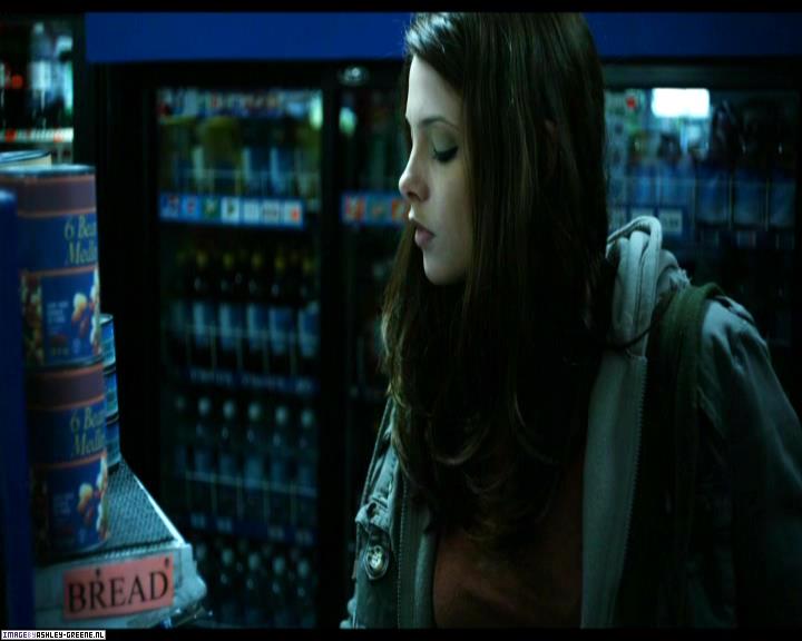 Ashley-Greene-dot-nl_SummersBlood-MovieCaptures000117.jpg